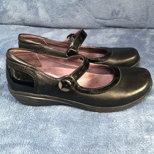 Preowned Dansko Women’s Dress Shoes